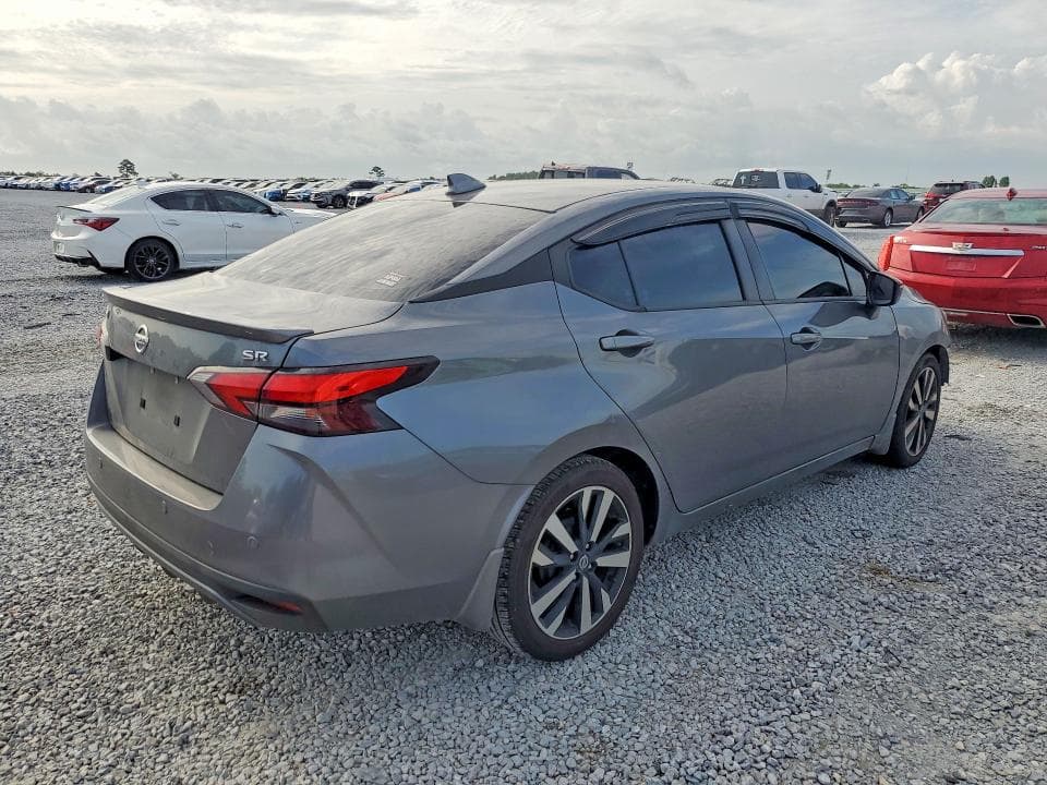 2021 NISSAN VERSA SR 3