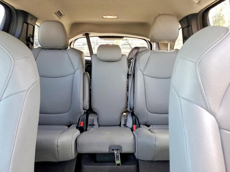 2025 TOYOTA SIENNA XLE 8-PASSENGER 10