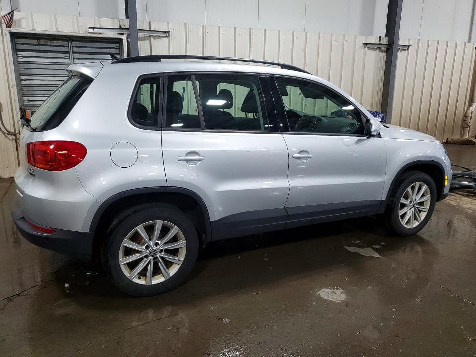 2017 VOLKSWAGEN TIGUAN S S 3