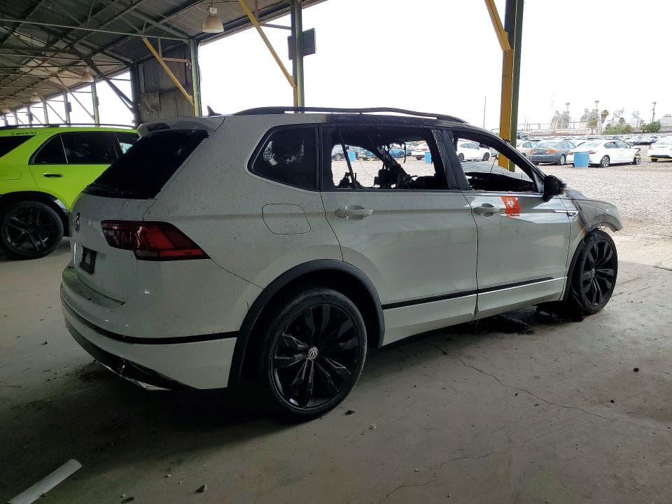 2021 VOLKSWAGEN TIGUAN SE 3