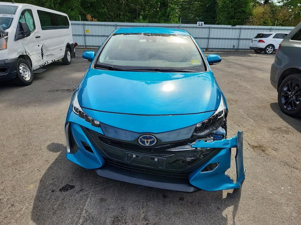 2017 TOYOTA PRIUS PRIME PREMIUM 5