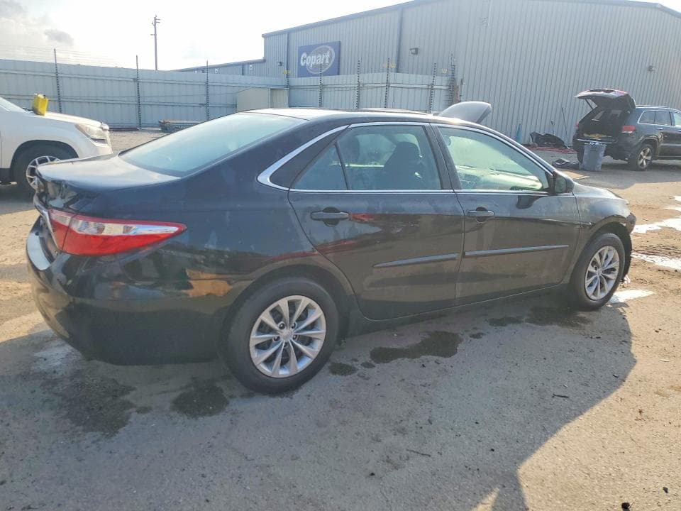 2017 TOYOTA CAMRY LE LE 3