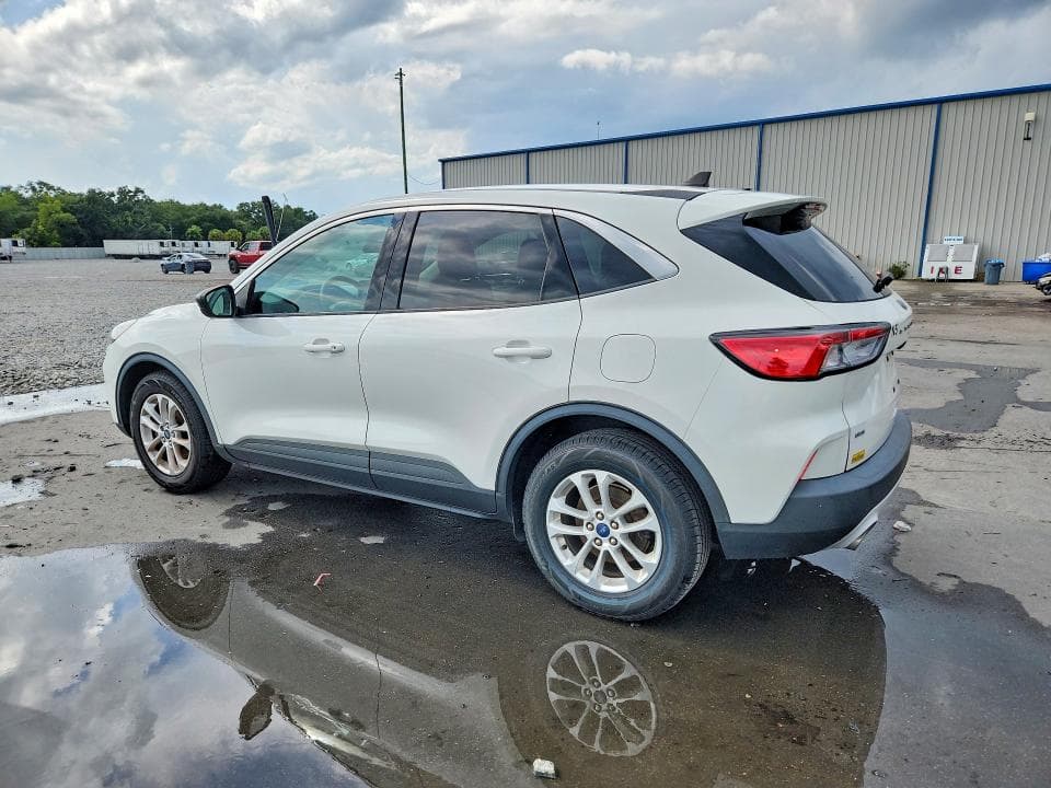 2022 FORD ESCAPE SE SE 2