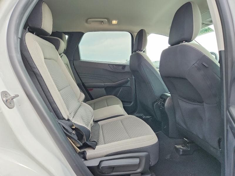 2022 FORD ESCAPE SE SE 11