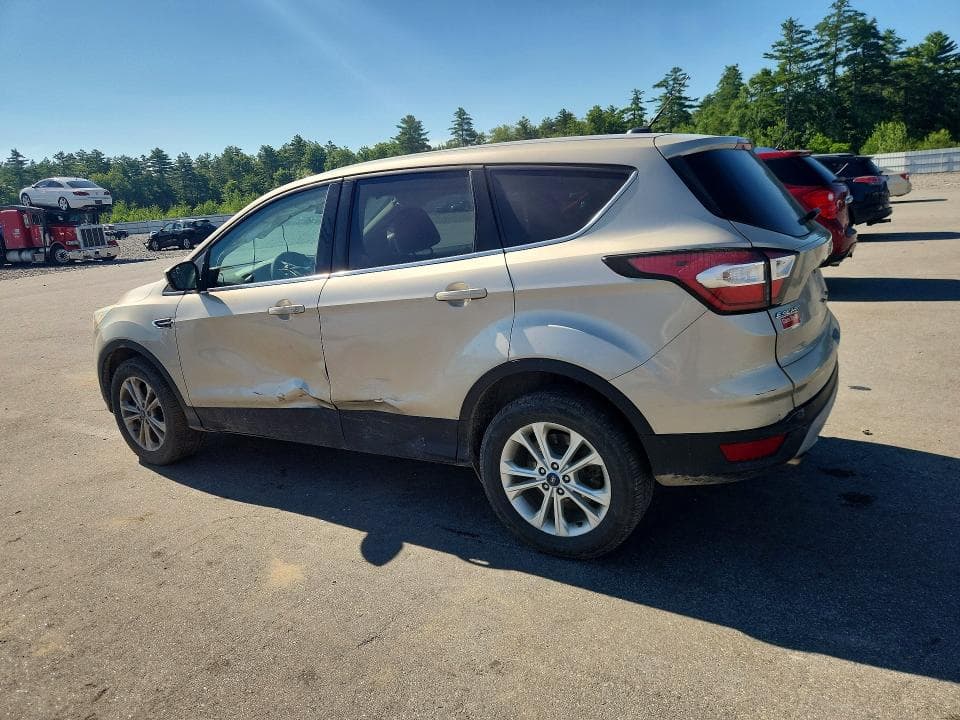 2017 FORD ESCAPE SE 2