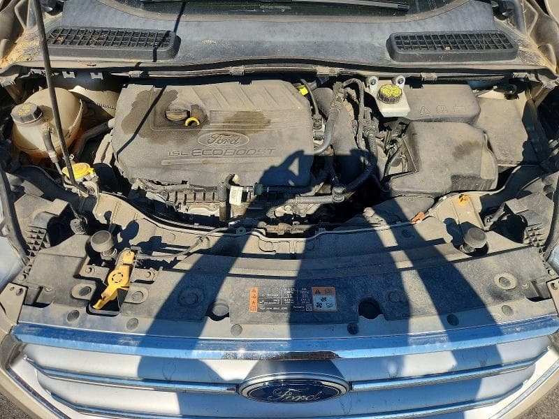 2017 FORD ESCAPE SE 11