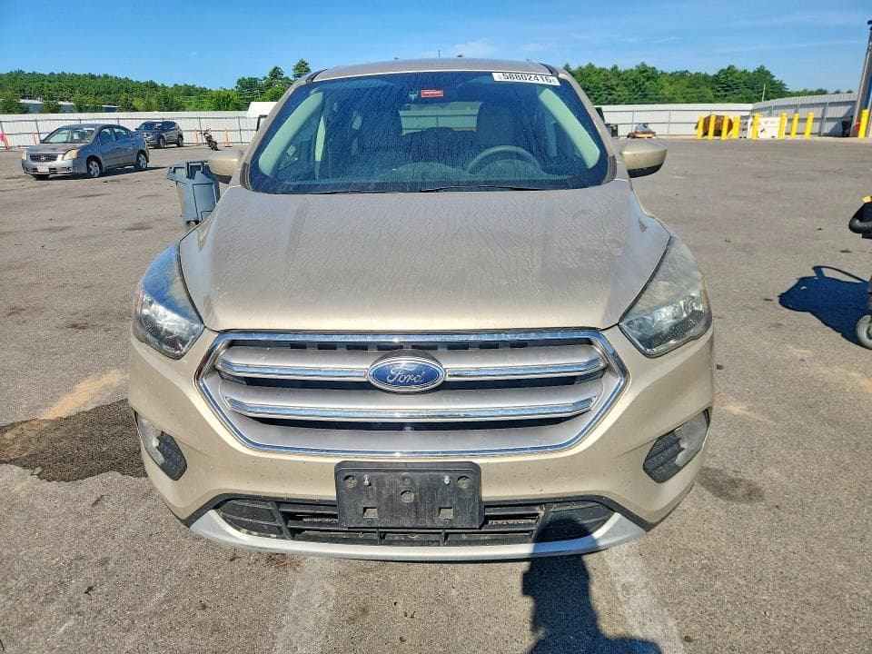 2017 FORD ESCAPE SE 5