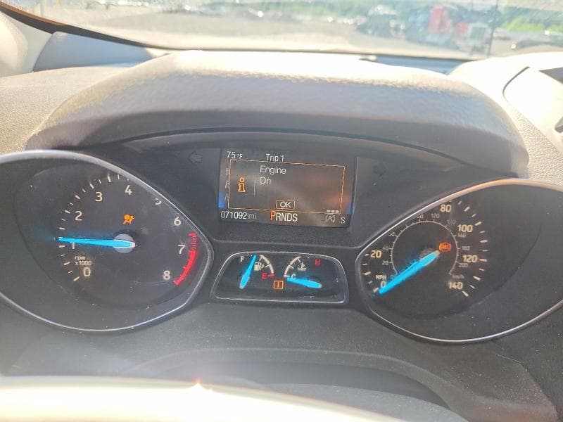 2017 FORD ESCAPE SE 9