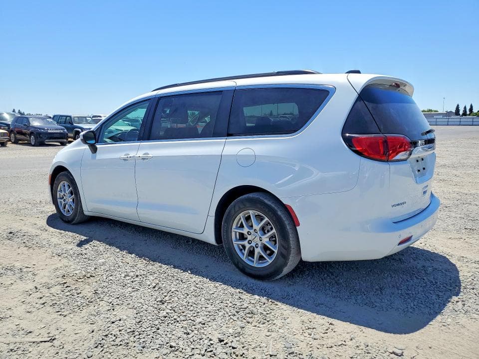 2021 CHRYSLER VOYAGER LXI 2