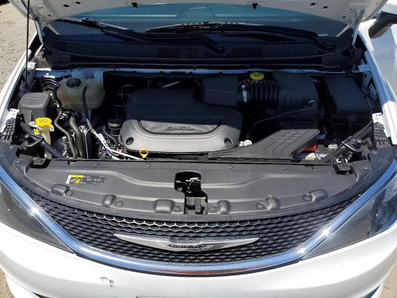 2021 CHRYSLER VOYAGER LXI 12