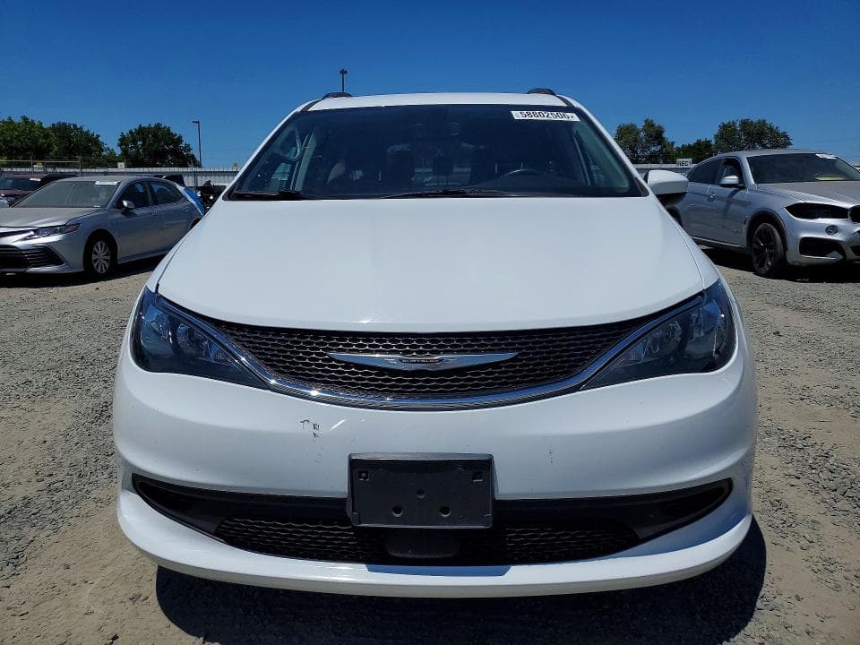 2021 CHRYSLER VOYAGER LXI 5