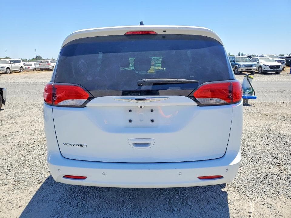 2021 CHRYSLER VOYAGER LXI 6