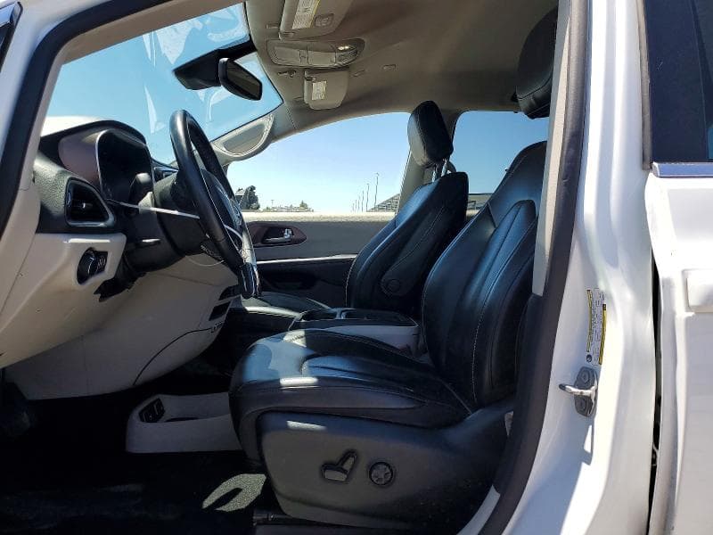 2021 CHRYSLER VOYAGER LXI 7