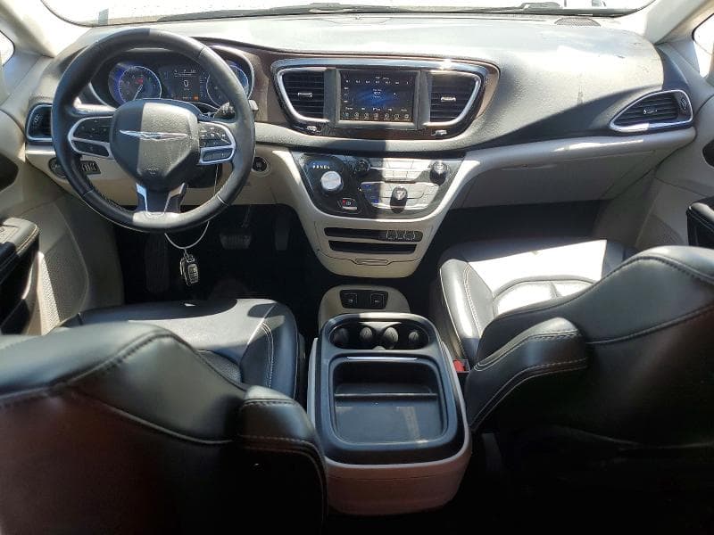 2021 CHRYSLER VOYAGER LXI 8