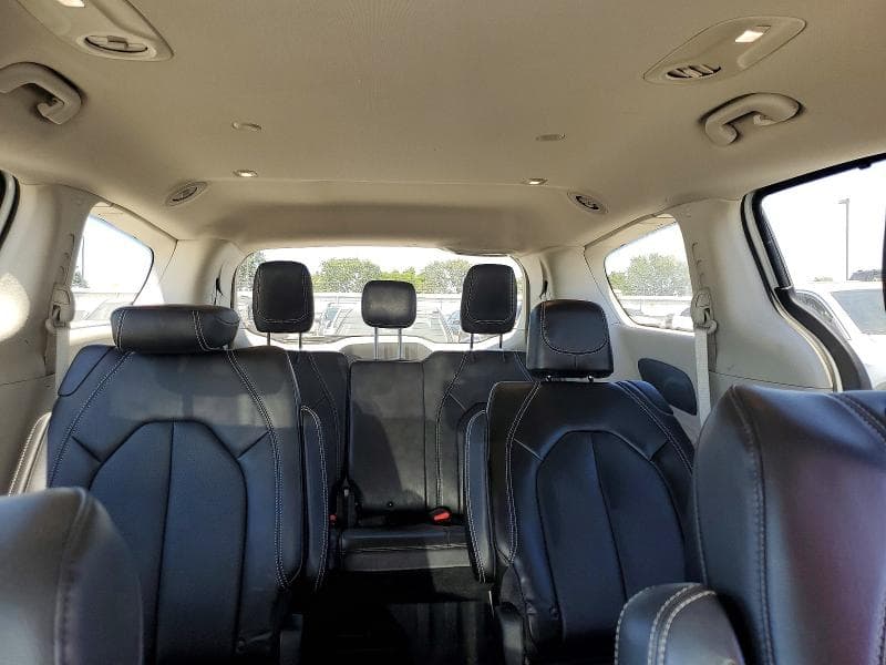 2021 CHRYSLER VOYAGER LXI 10