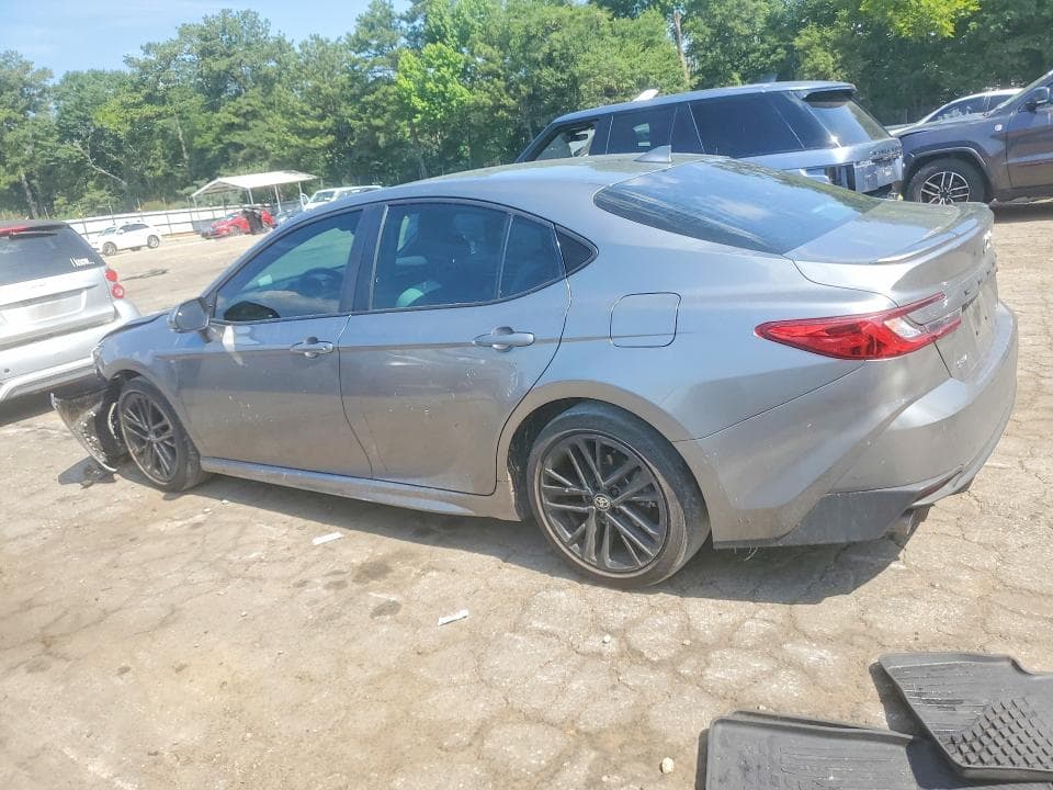 2025 TOYOTA CAMRY SE 2