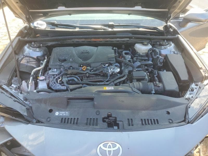 2025 TOYOTA CAMRY SE 11