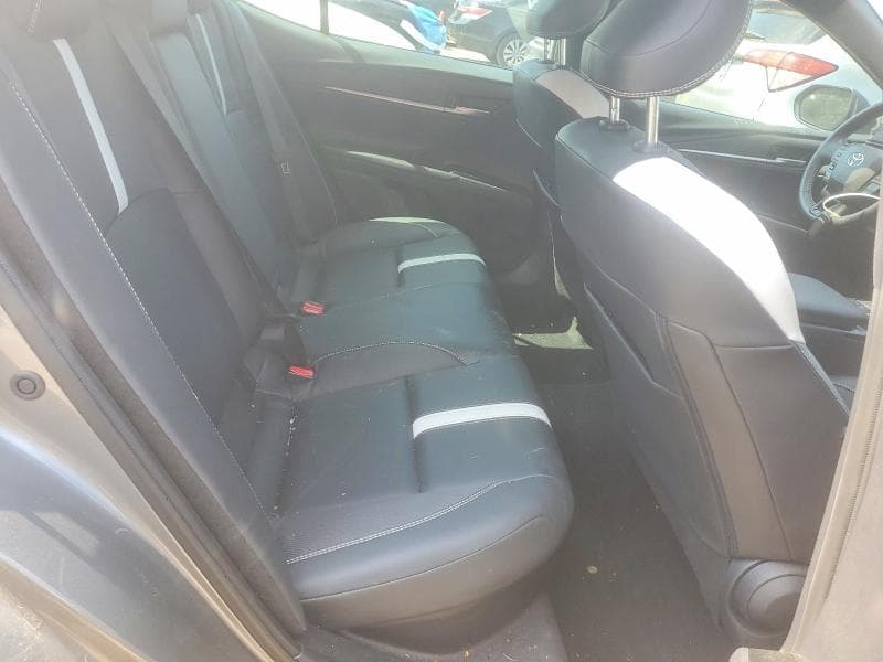 2025 TOYOTA CAMRY SE 10