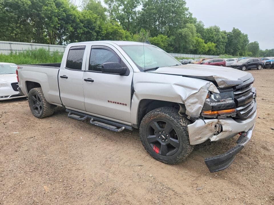 2019 CHEVROLET SILVERADO LD K1500 LT 4