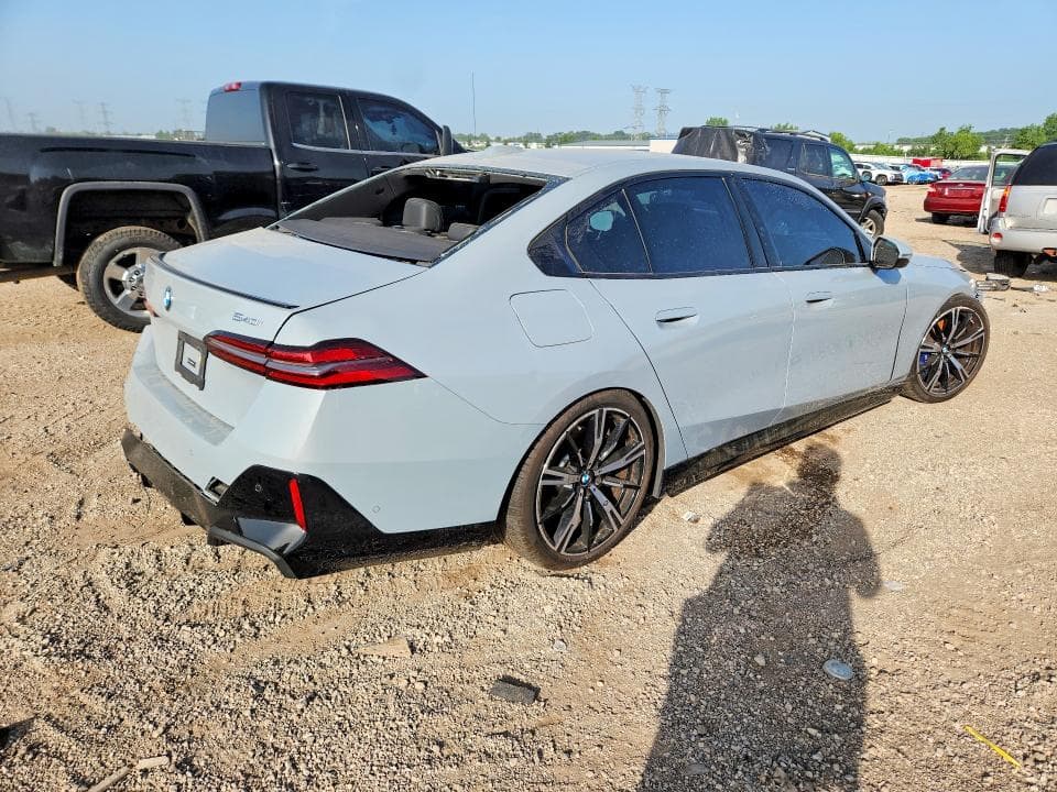 2024 BMW 540 XI 3