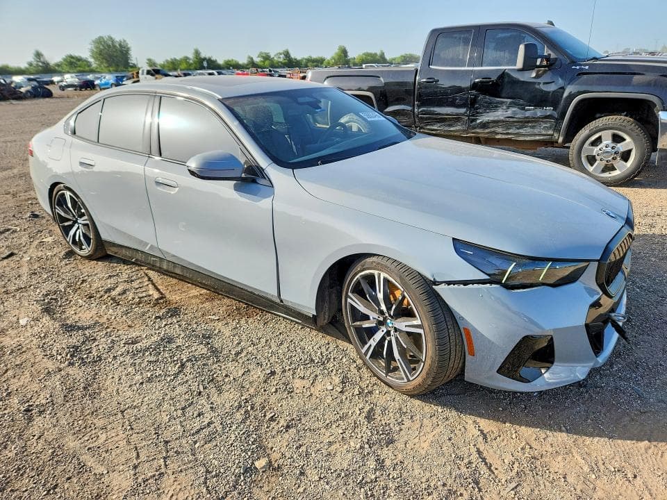 2024 BMW 540 XI 4