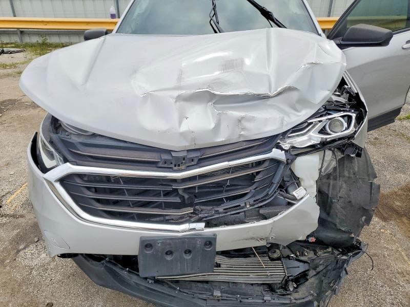 2020 CHEVROLET EQUINOX LS 12