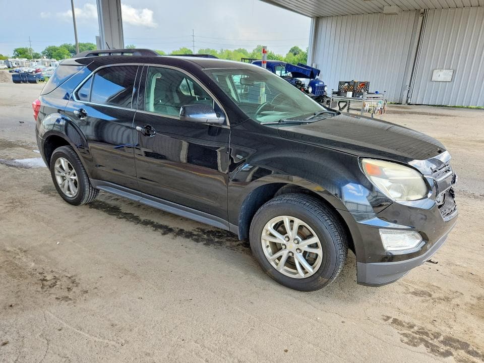 2017 CHEVROLET EQUINOX LT 4