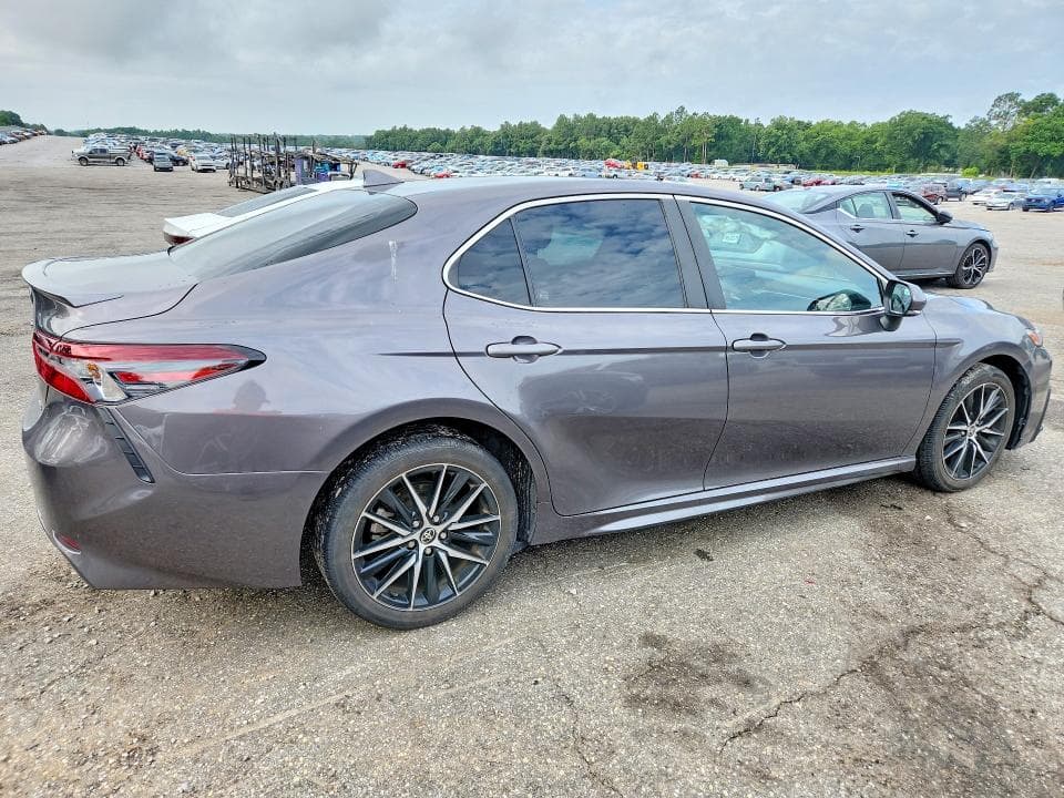2023 TOYOTA CAMRY SE 3