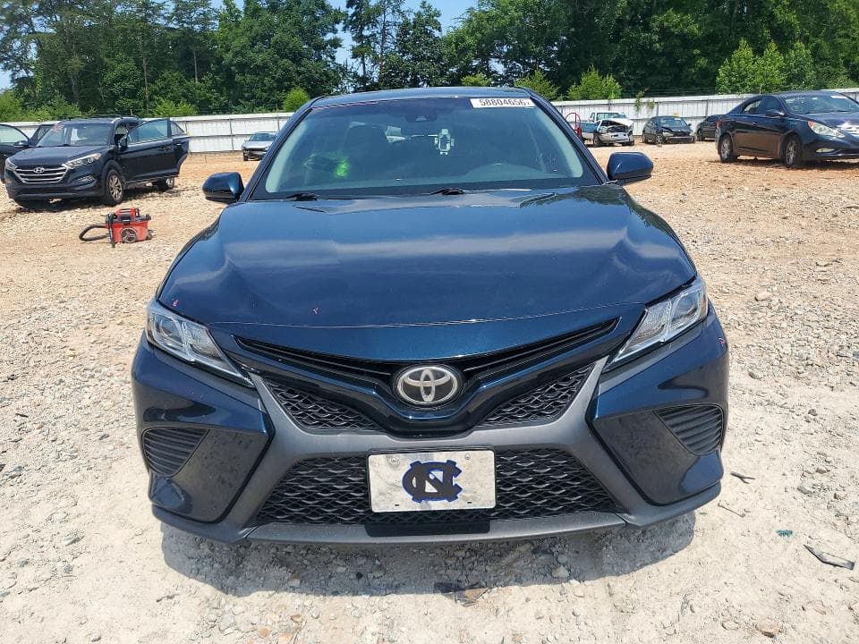2018 TOYOTA CAMRY SE SE 5