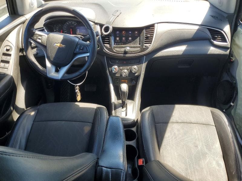 2020 CHEVROLET TRAX 1LT 8