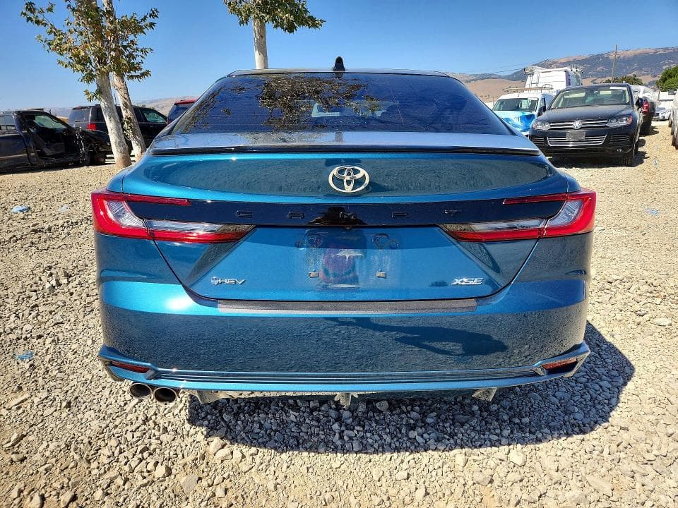 2025 TOYOTA CAMRY XSE 6