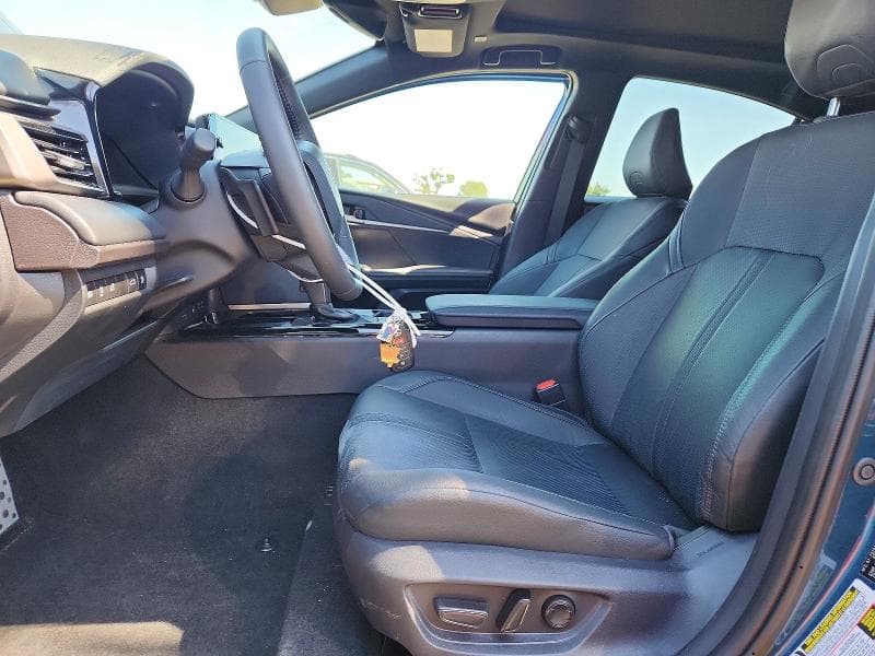 2025 TOYOTA CAMRY XSE 7