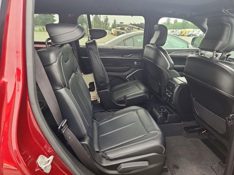 2021 JEEP GRAND CHEROKEE L OVERLAND 10