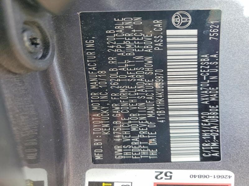 2019 TOYOTA CAMRY SE 12