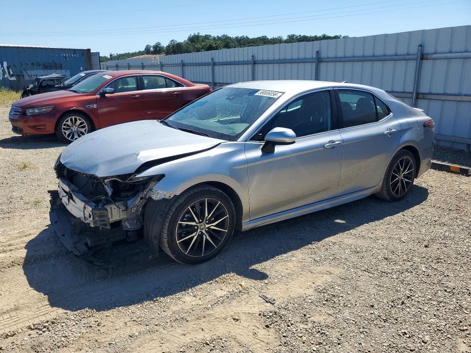 2021 TOYOTA CAMRY SE - 1