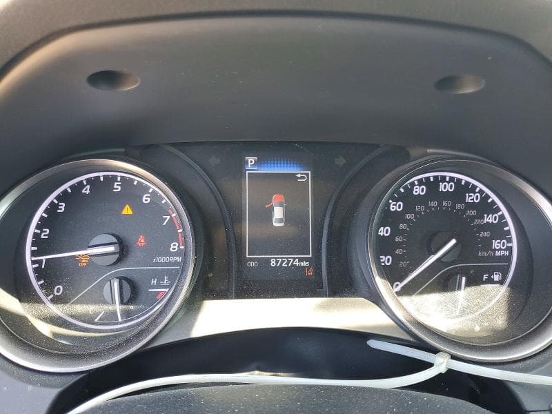 2021 TOYOTA CAMRY SE 9