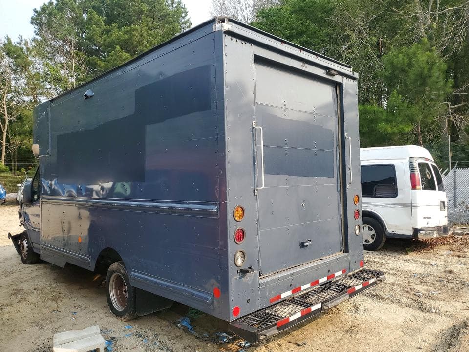 2021 FORD TRANSIT DELIVERY TRUCK 2