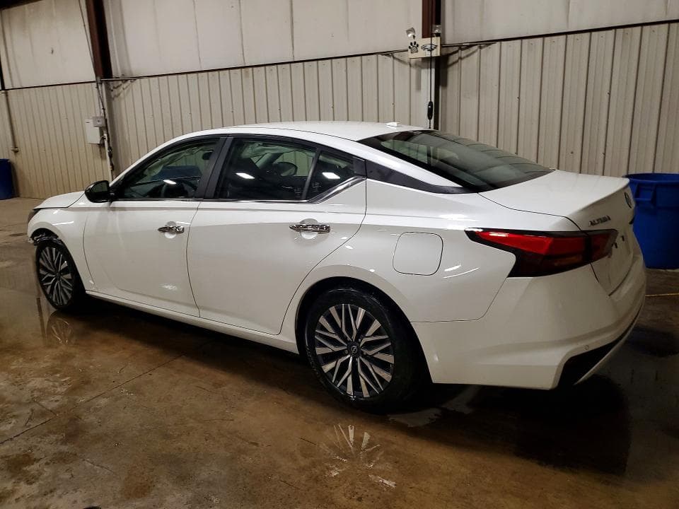 2024 NISSAN ALTIMA SV 2