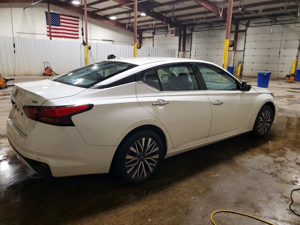 2024 NISSAN ALTIMA SV 3