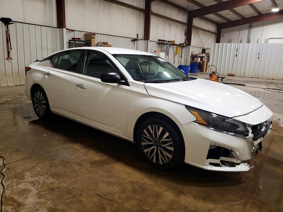 2024 NISSAN ALTIMA SV 4