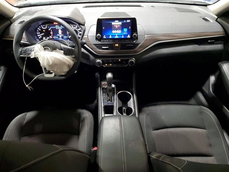 2024 NISSAN ALTIMA SV 8
