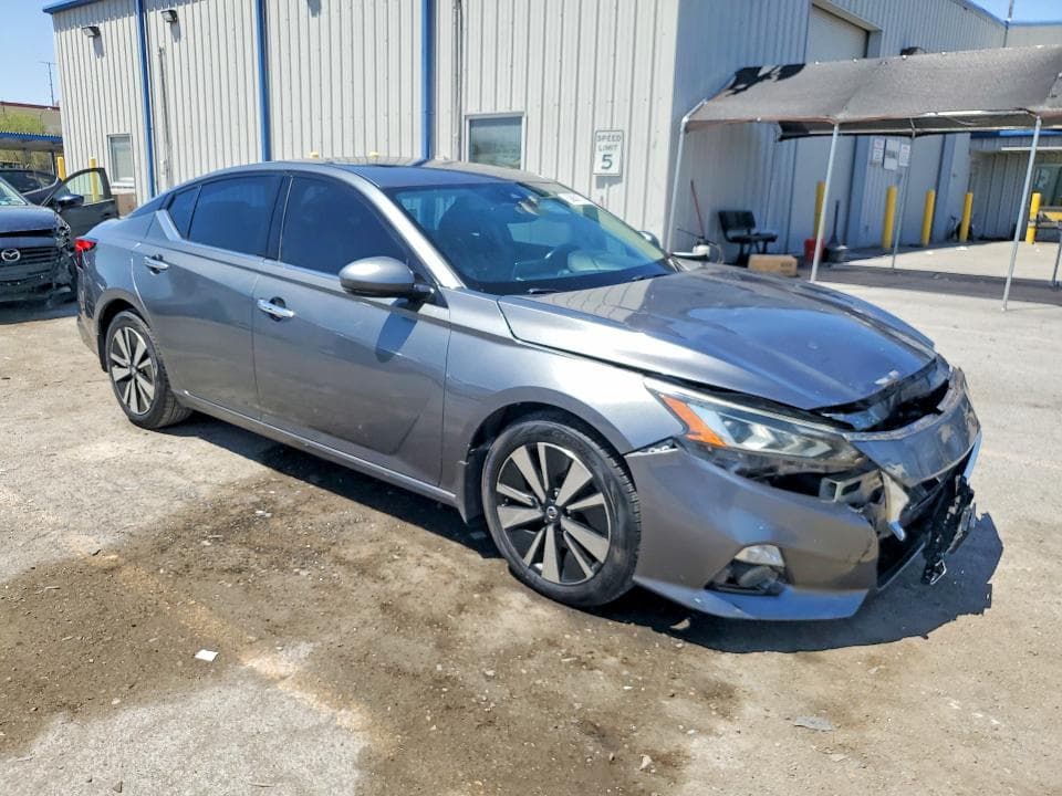 2019 NISSAN ALTIMA SL 4