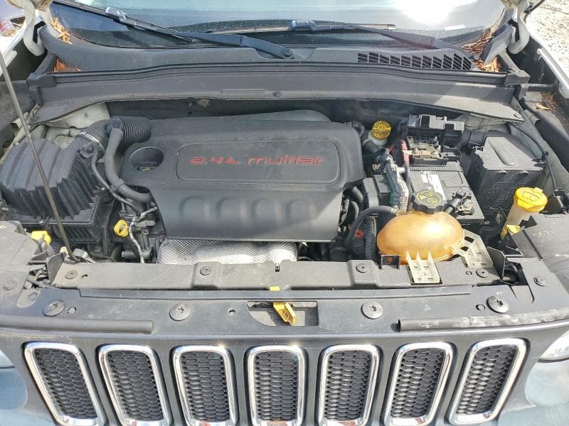 2017 JEEP RENEGADE LATITUDE 11