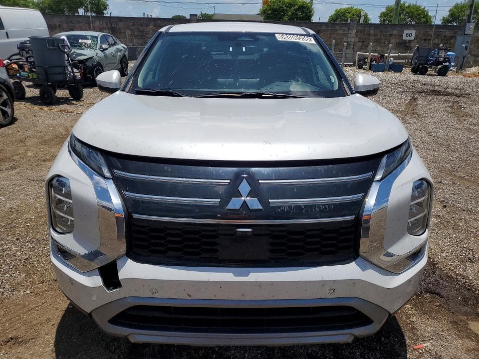 2025 MITSUBISHI OUTLANDER SE 5