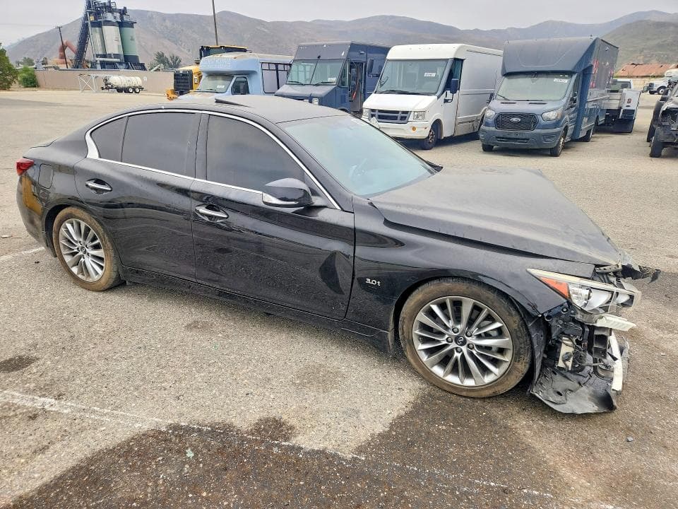 2018 INFINITI Q50 3.0T LUXE 4