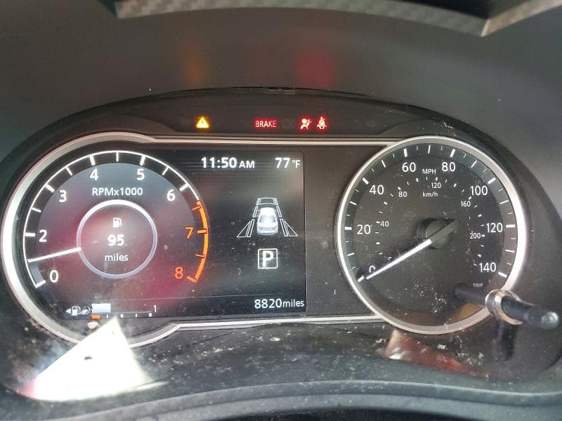 2025 NISSAN VERSA SR 9