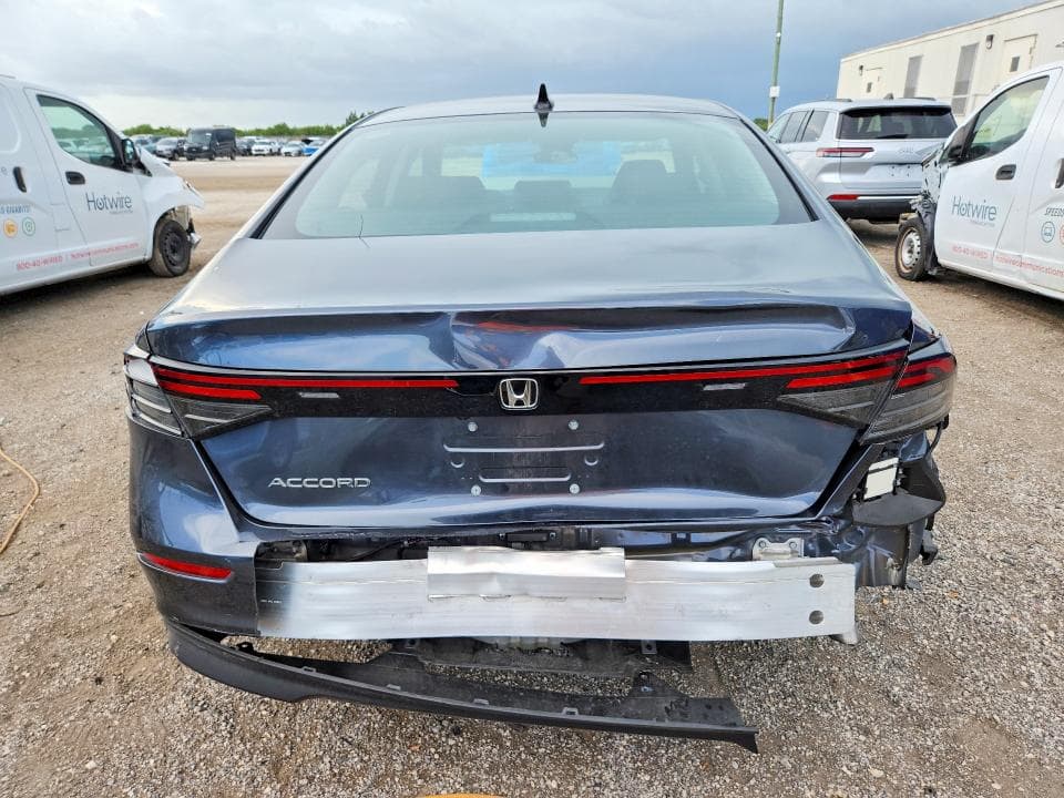 2025 HONDA ACCORD SE 6