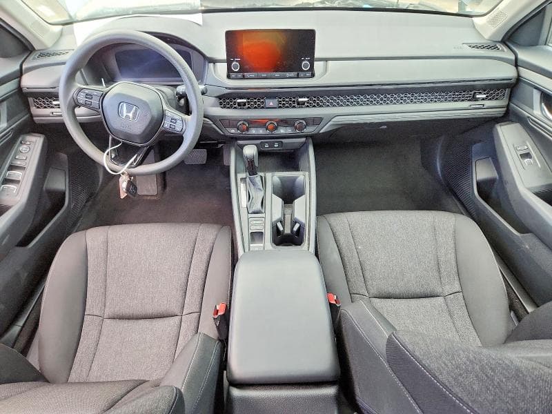 2025 HONDA ACCORD SE 8