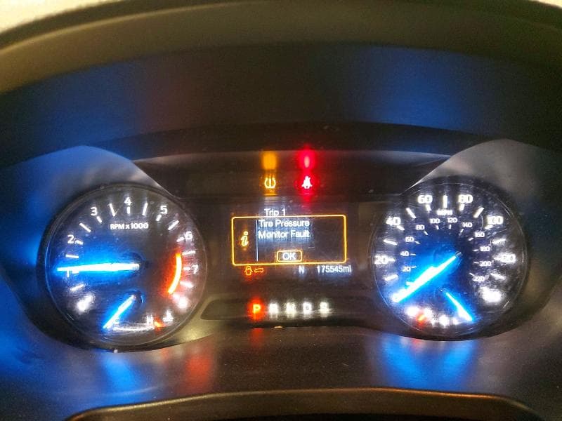 2019 FORD EXPLORER XLT 9