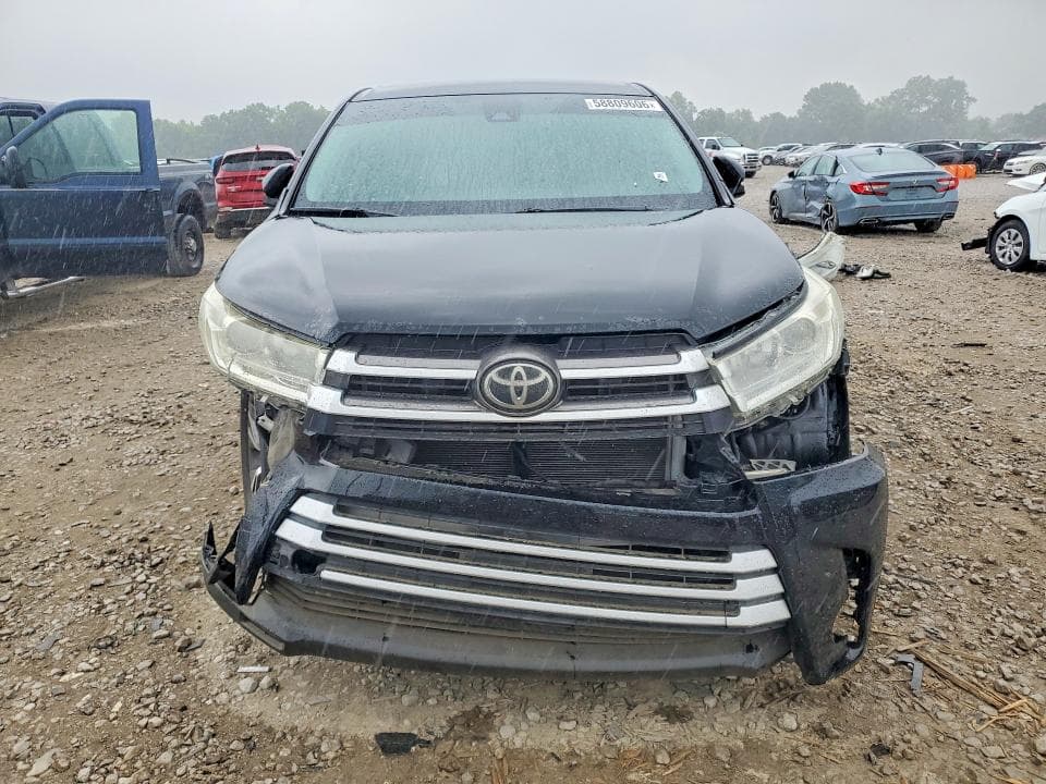 2019 TOYOTA HIGHLANDER LE 5